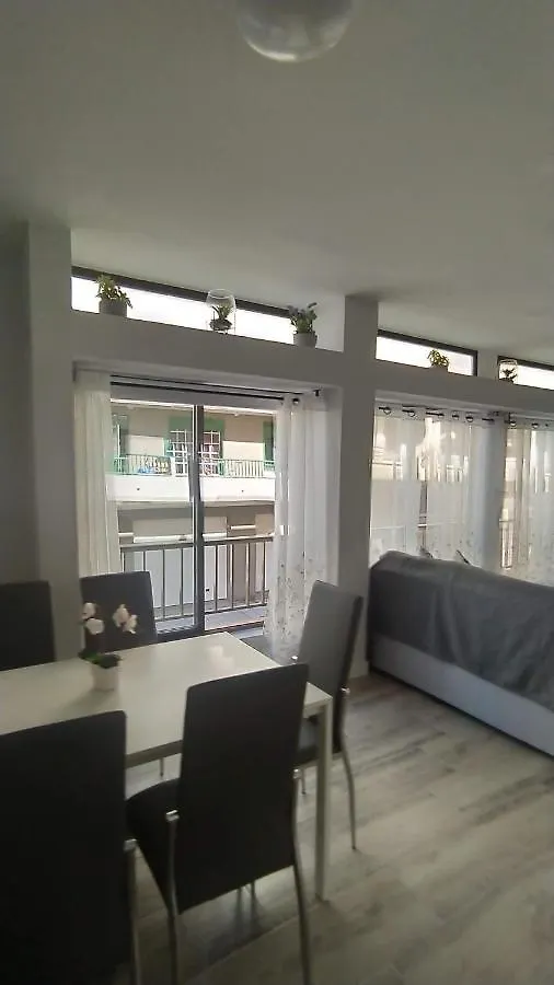 Apartamento El Puerto Del Medano 0*, El Medano (Tenerife)